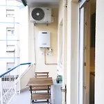 Cosy With Balcony Near Centre, 7 Minutes From Garbatella Metro 公寓 罗马